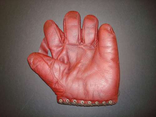 Victor, Wright & Ditson 1 Inch Web Maroon Front